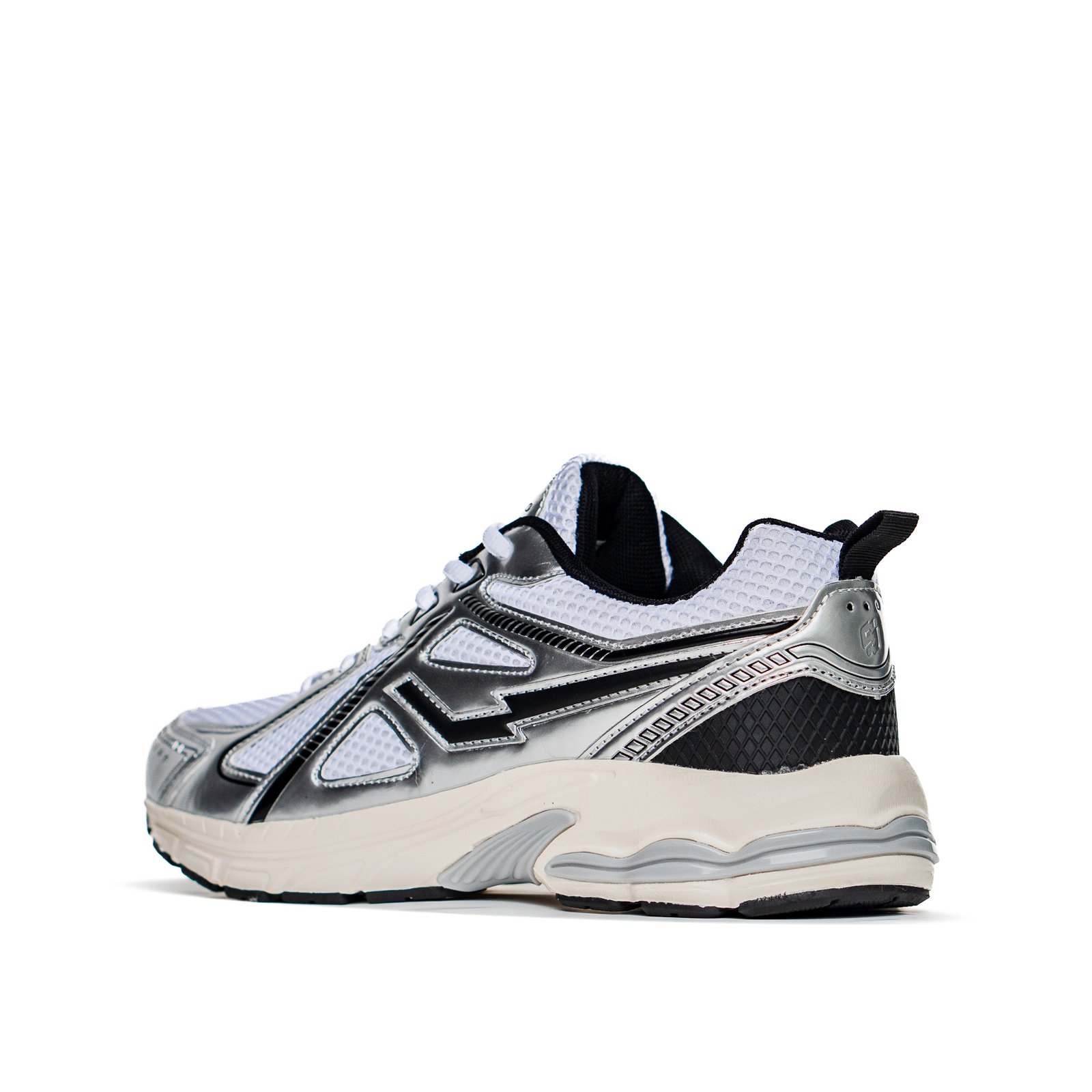 Detail Sneakers Enzo Metalic Black